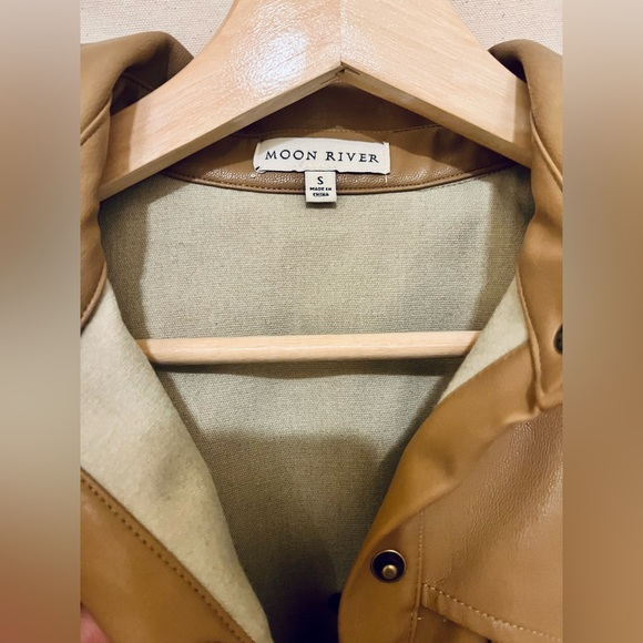 Moon River faux leather dress with belt - Picture 3 of 3